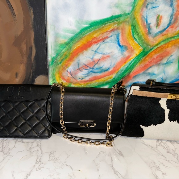 Tory Burch Envelope Flap - Picture 5 of 5